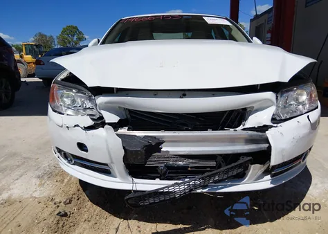 2013 Volvo S80 3.2 Premier Plus from USA, damaged, VIN YV1952AS1D1167708